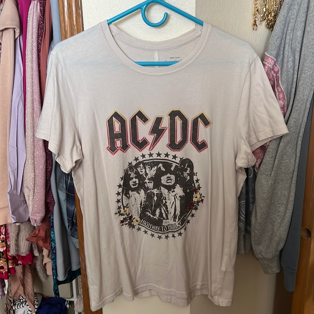 Abercrombie & fitch ac/dc t shirt; never worn; size L